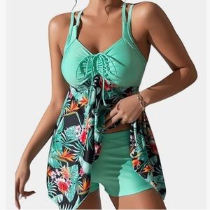 2/$30 Esprlia tropical asymmetrical swim top in Aqua colorblocked size L new
